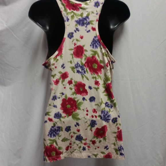 Rue21 Tops - EUC CUTE XL Rue 21 Cream Floral Print Tank Top